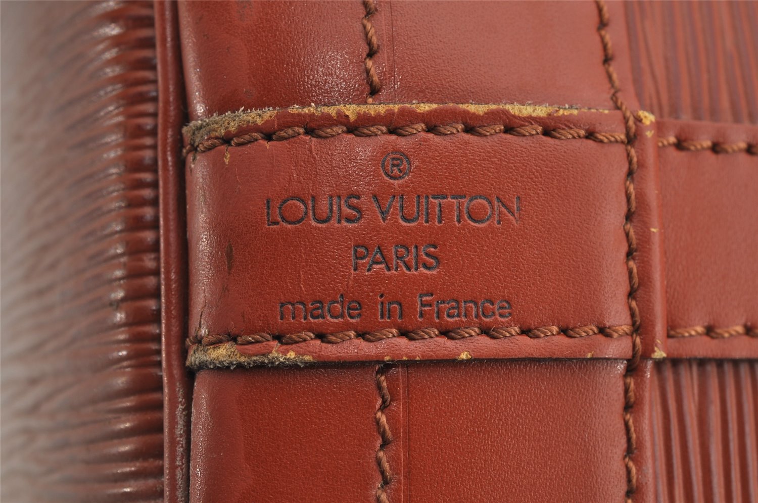 Authentic Louis Vuitton Epi Noe Shoulder Drawstring Bag Brown M44028 LV 9239J