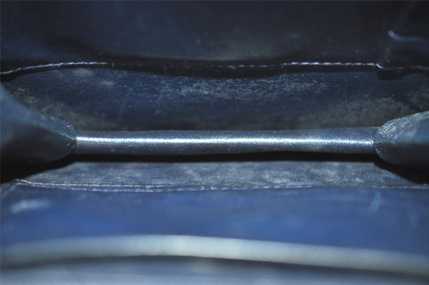 Authentic GUCCI Vintage Horsebit Shoulder Bag Purse Leather Navy 9243I