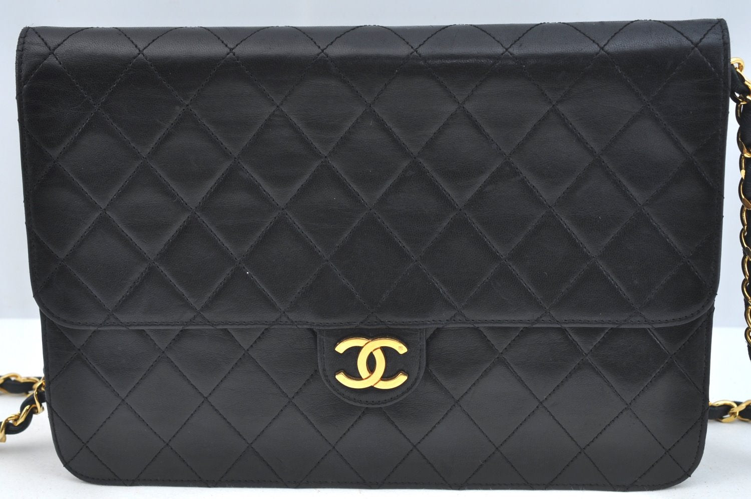 Authentic CHANEL Calf Skin Matelasse Chain Shoulder Bag Purse Black CC 9246F