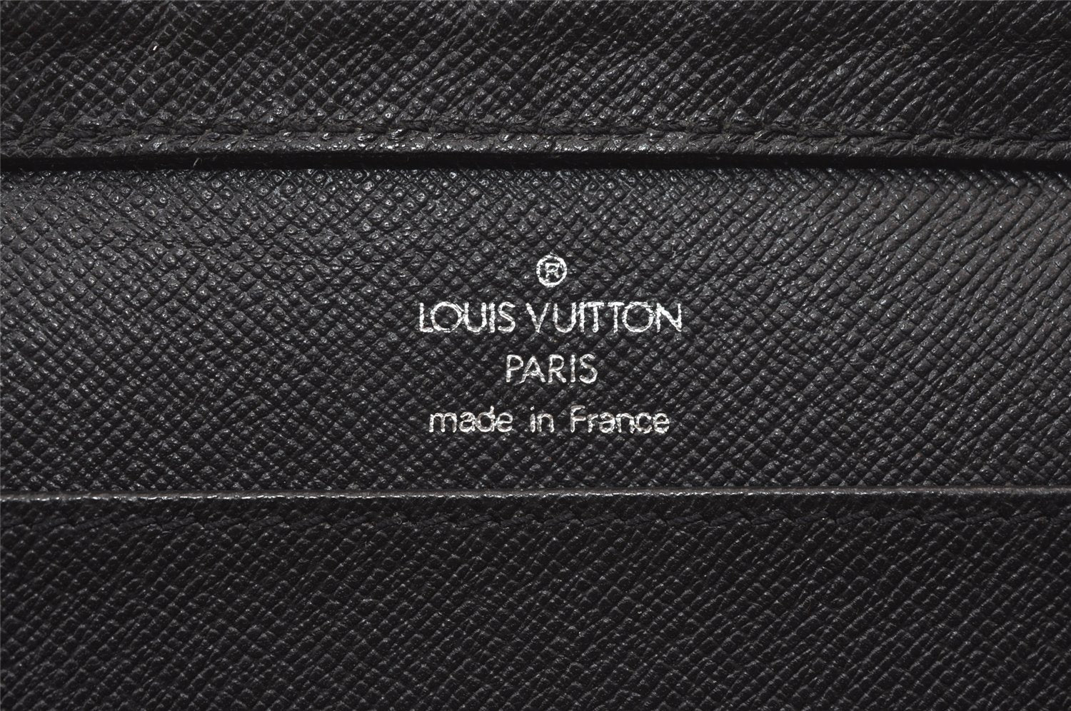 Authentic Louis Vuitton Taiga Baikal Clutch Bag Black M30182 LV 9247J