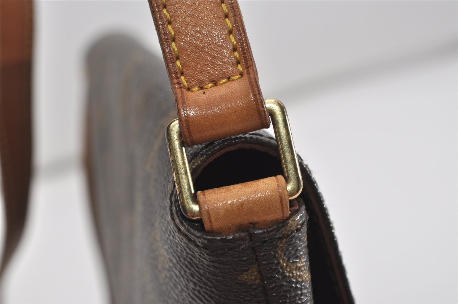 Authentic Louis Vuitton Monogram Musette Tango Shoulder Bag M51257 LV 9255I