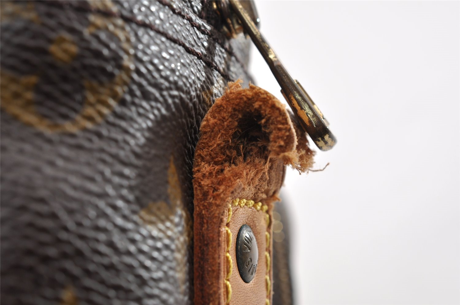 Authentic Louis Vuitton Monogram Nile 34 Shoulder Cross Bag M45242 Junk 9265I