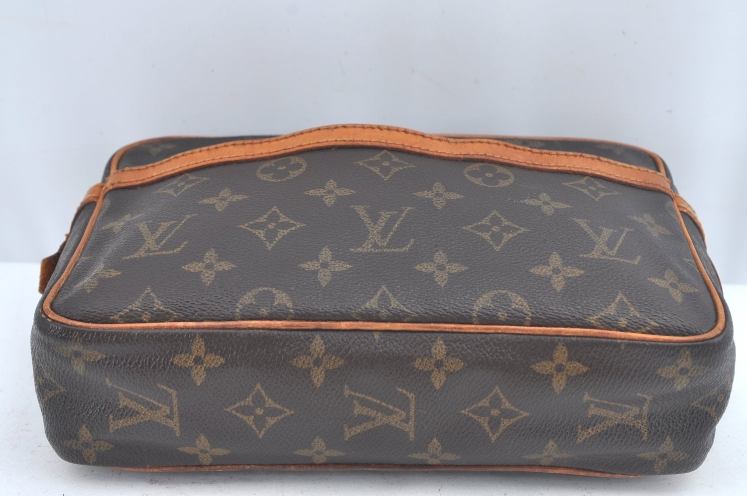 Authentic Louis Vuitton Monogram Compiegne 23 Clutch Hand Bag M51847 LV 9265J
