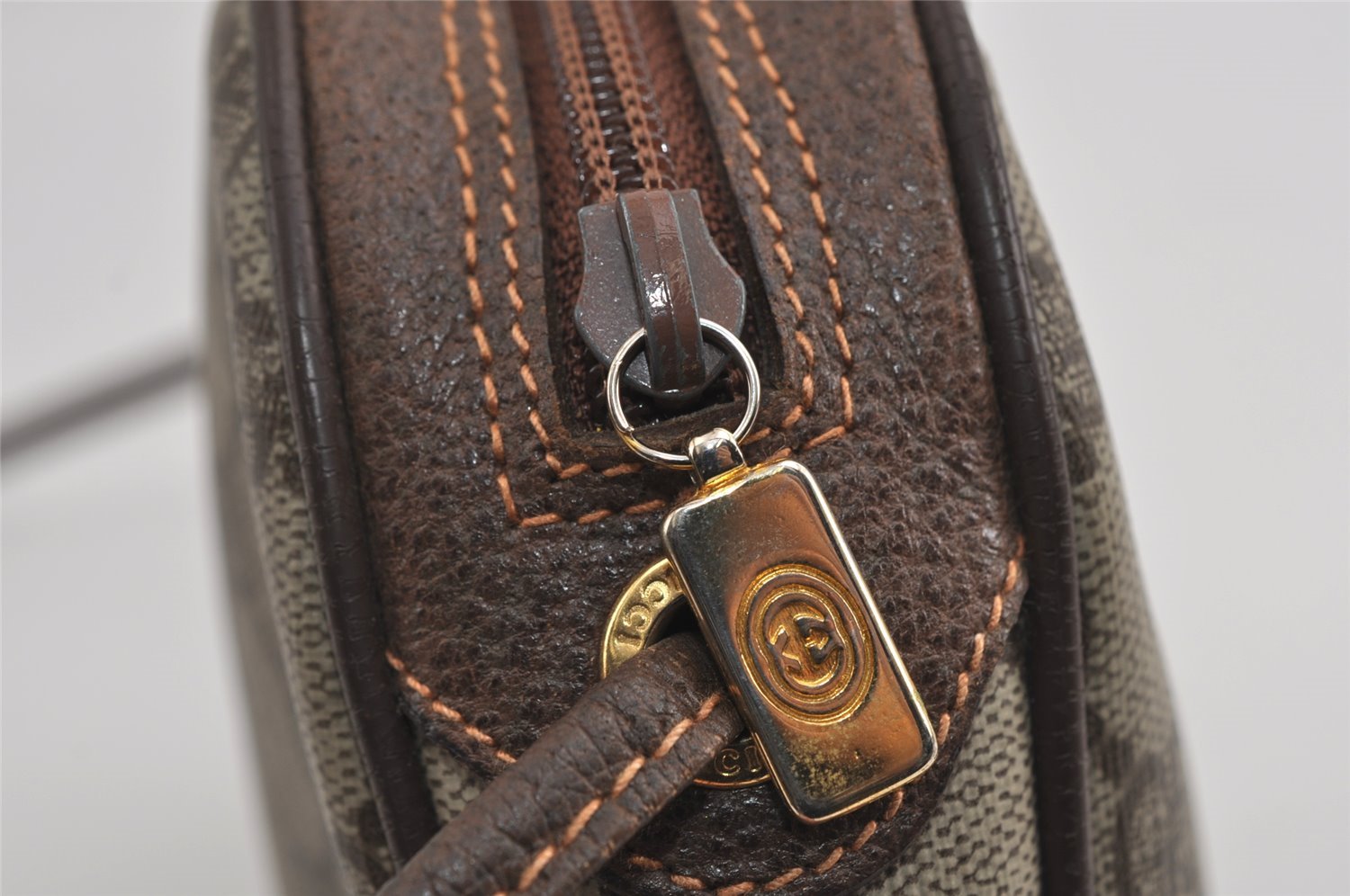 Authentic GUCCI Web Sherry Line Shoulder Bag GG PVC Leather Brown Junk 9271I