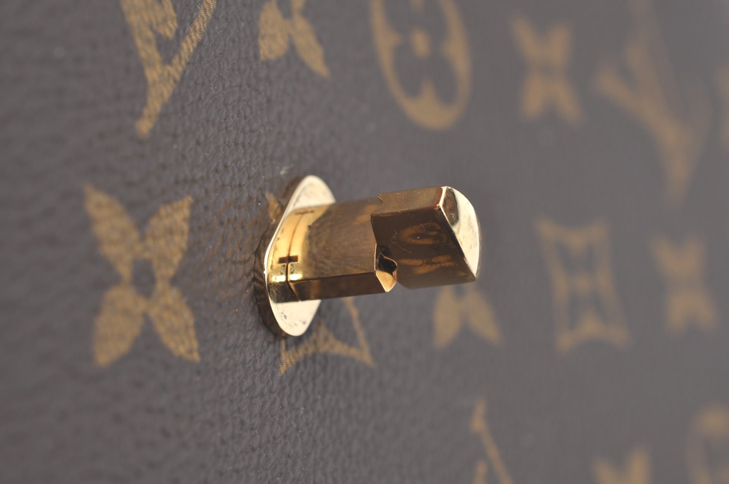 Authentic Louis Vuitton Monogram Malesherbes Hand Bag Purse M51379 LV 9272I