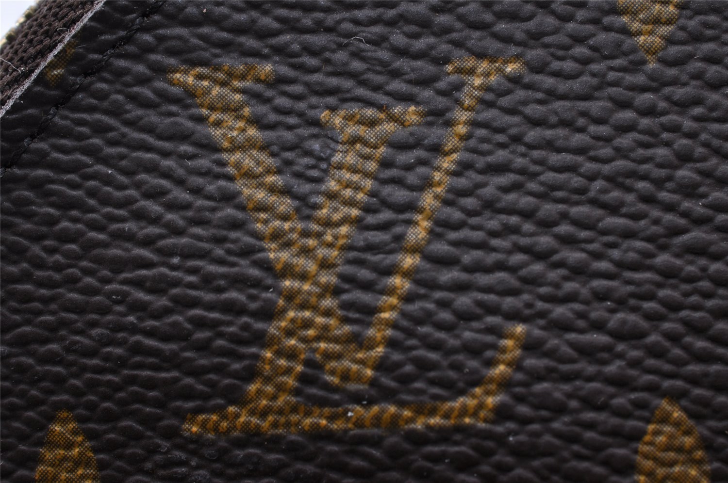 Authentic Louis Vuitton Monogram Trousse Demi Ronde 23 Pouch M47520 Junk 9273I