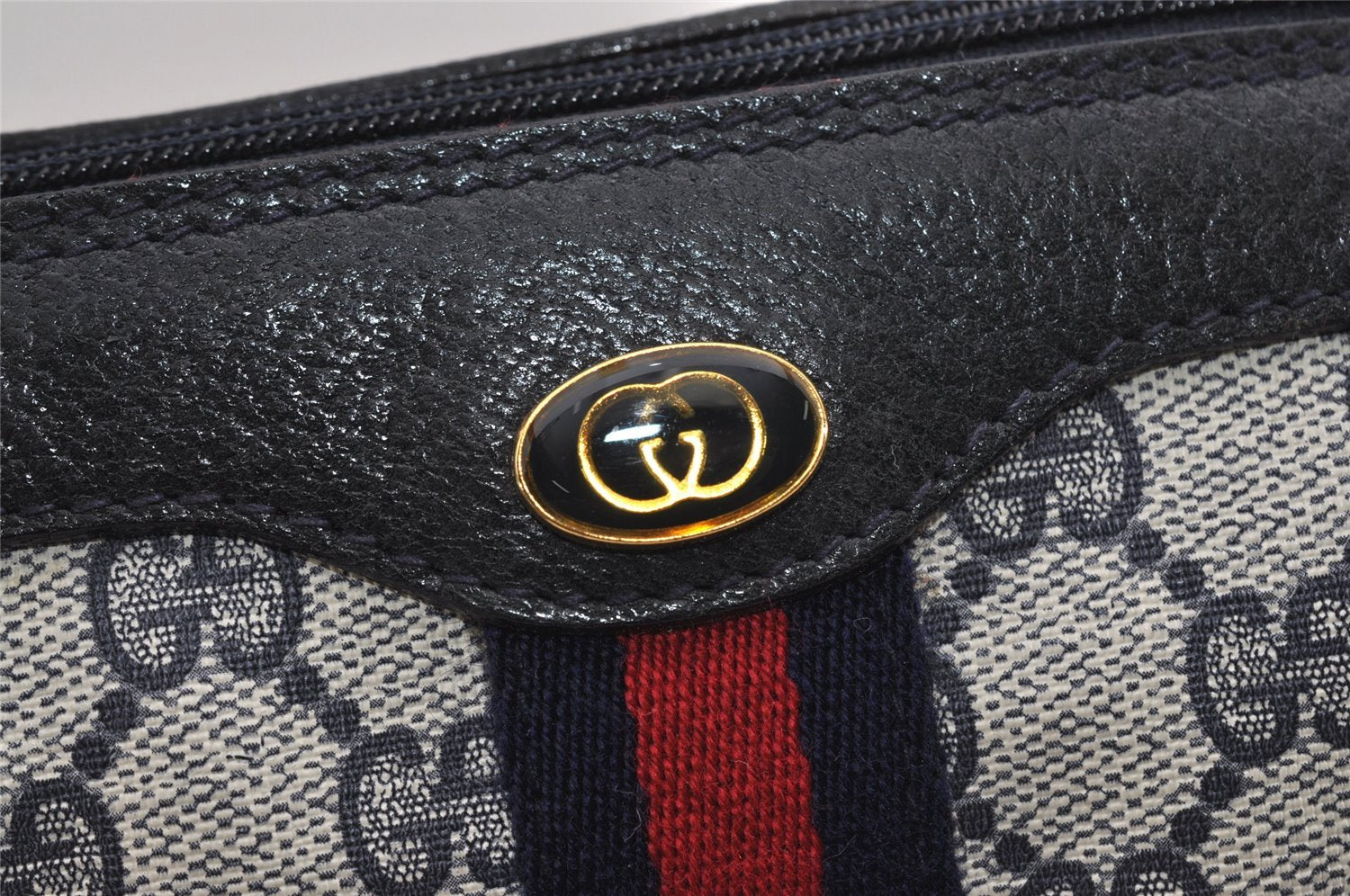 Authentic GUCCI Sherry Line Shoulder Cross Bag GG PVC Leather Navy Junk 9277I