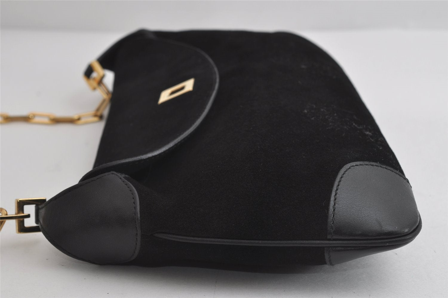 Authentic GUCCI Animalier Tiger Shoulder Bag Suede Leather 0014113 Black 9278I