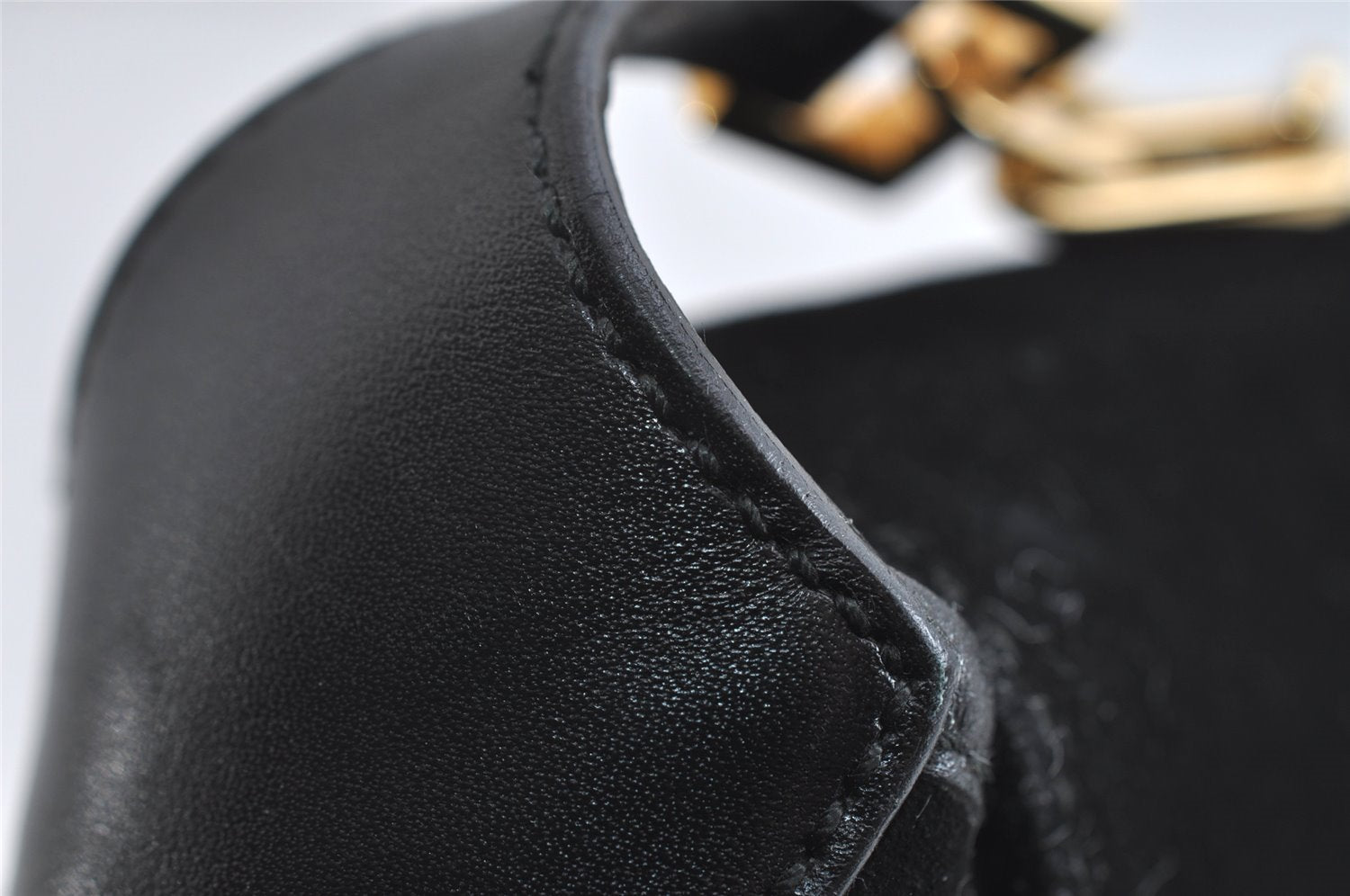 Authentic GUCCI Animalier Tiger Shoulder Bag Suede Leather 0014113 Black 9278I