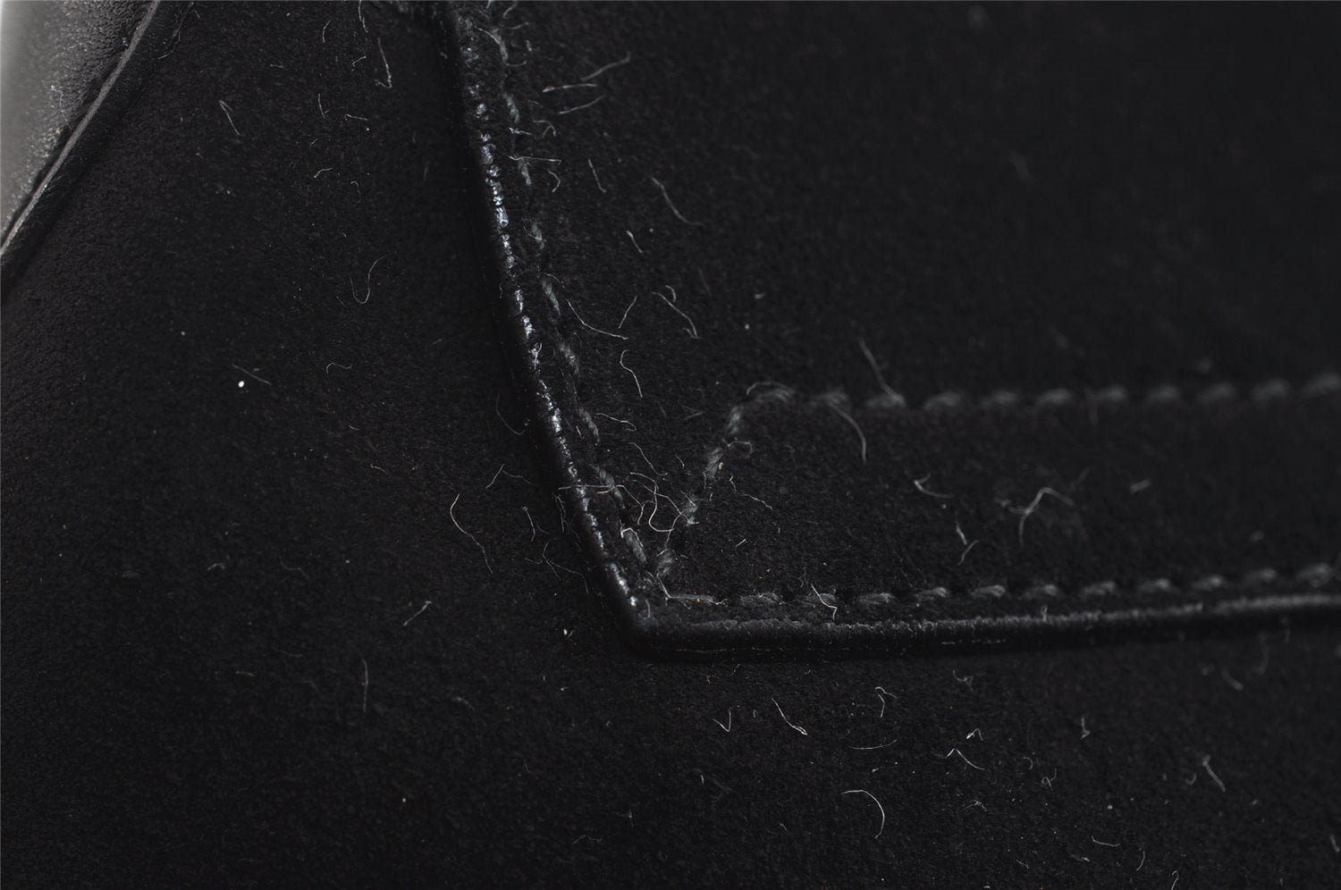 Authentic GUCCI Animalier Tiger Shoulder Bag Suede Leather 0014113 Black 9278I