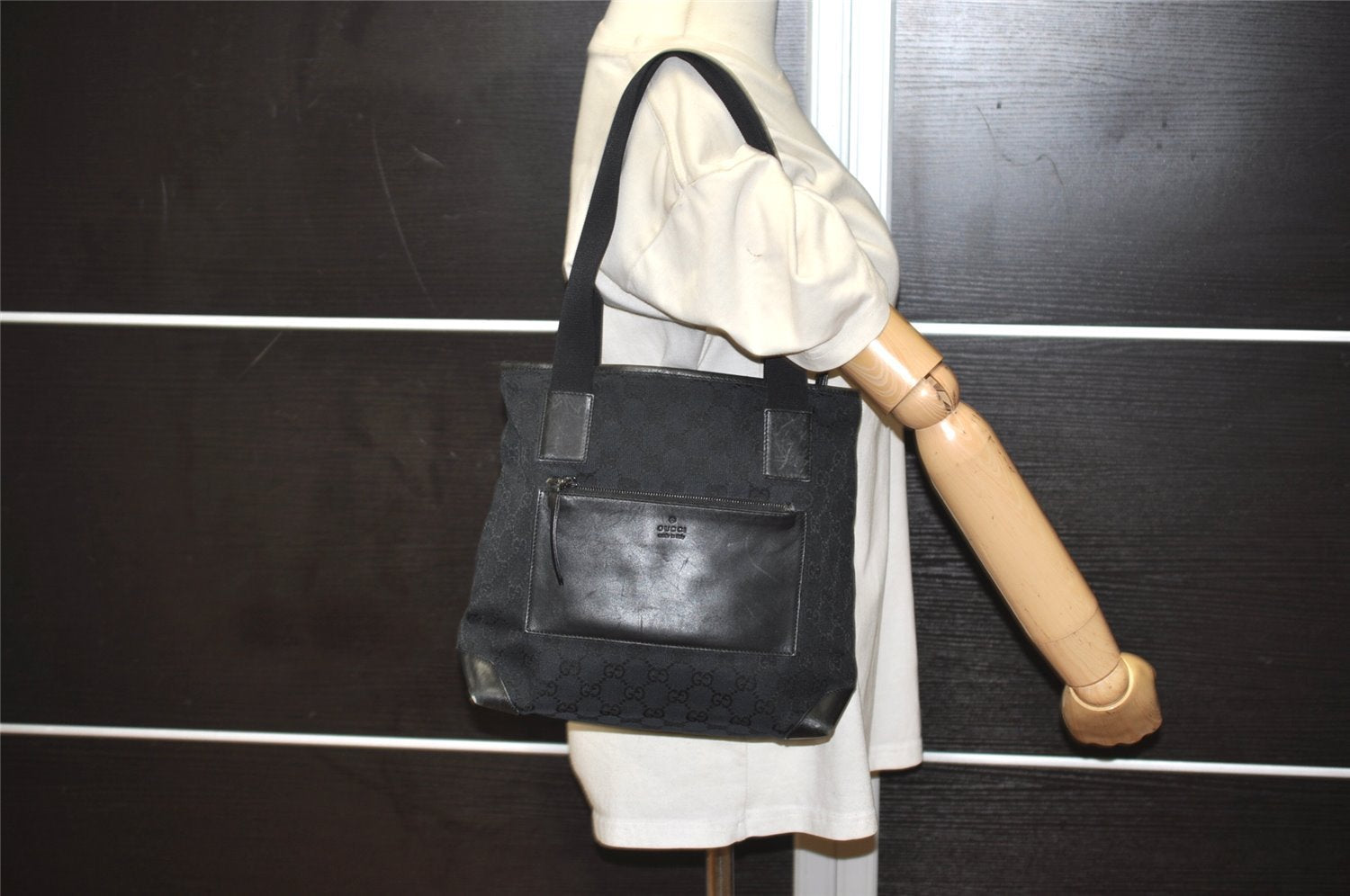 Authentic GUCCI Vintage Shoulder Tote Bag GG Canvas Leather 0190402 Black 9283I