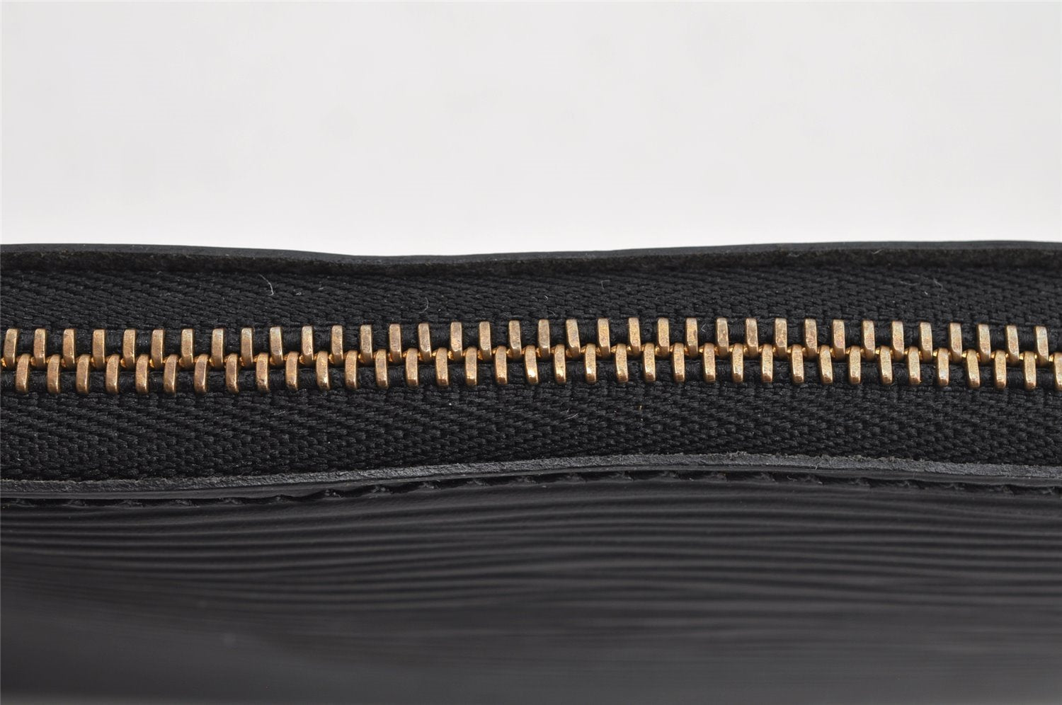 Authentic Louis Vuitton Epi Pochette Accessoires Pouch Black M52952 LV 9285J