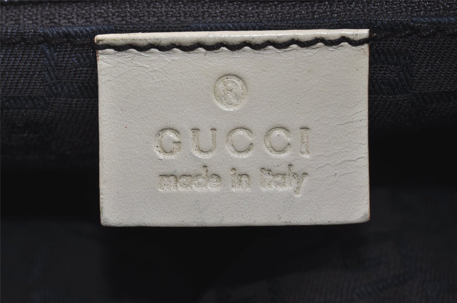 Authentic GUCCI Vintage Shoulder Hand Bag Purse Leather 101333 White 9287I