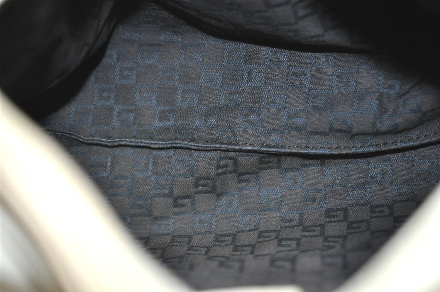 Authentic GUCCI Vintage Shoulder Hand Bag Purse Leather 101333 White 9287I