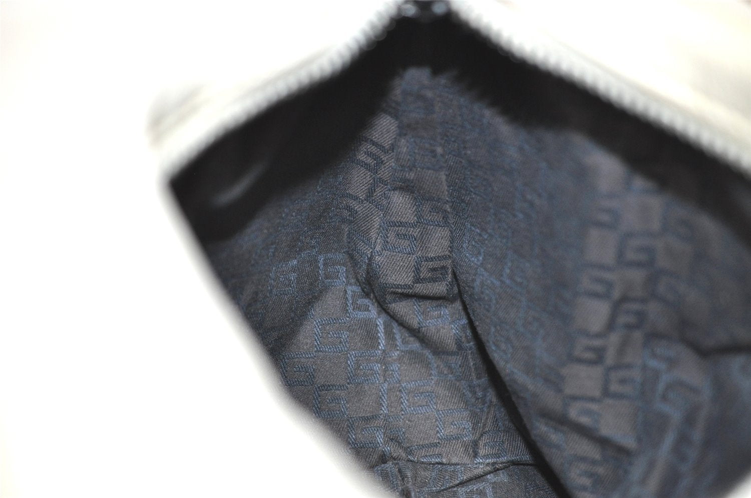 Authentic GUCCI Vintage Shoulder Hand Bag Purse Leather 101333 White 9287I