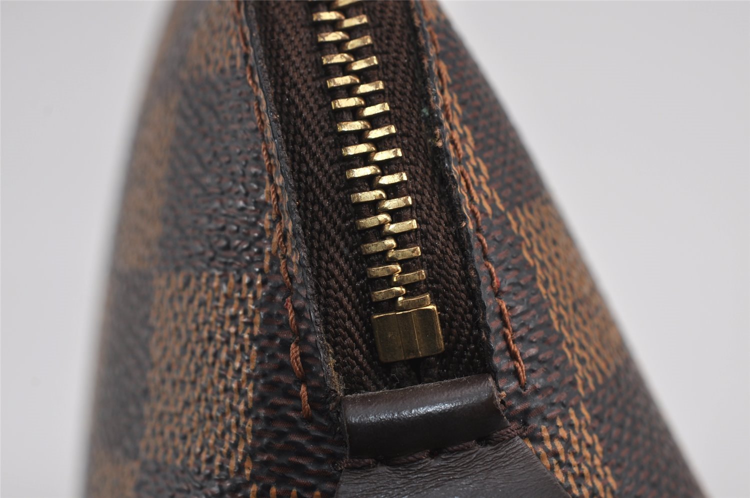 Authentic Louis Vuitton Damier Pochette Cosmetic PM Pouch N47516 LV 9293J