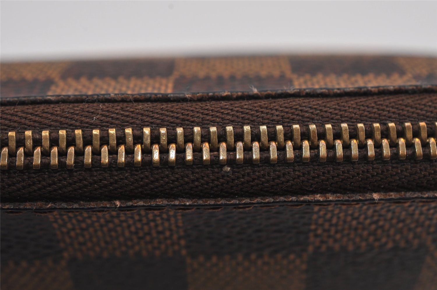 Authentic Louis Vuitton Damier Pochette Cosmetic PM Pouch N47516 LV 9293J