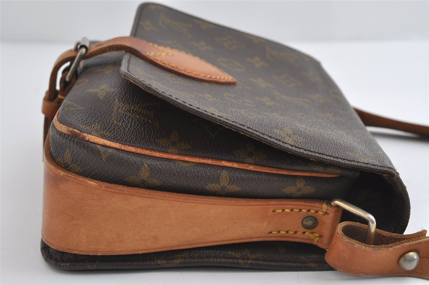 Authentic Louis Vuitton Monogram Cartouchiere MM Shoulder Bag Old Model 9296I