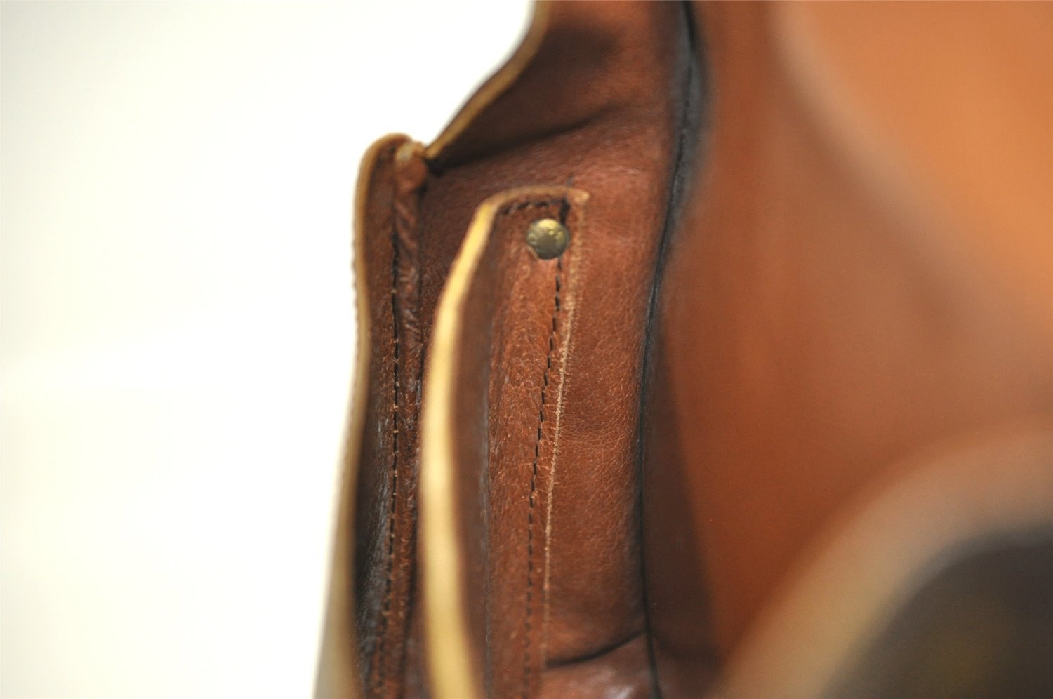 Authentic Louis Vuitton Monogram Cartouchiere MM Shoulder Bag Old Model 9296I