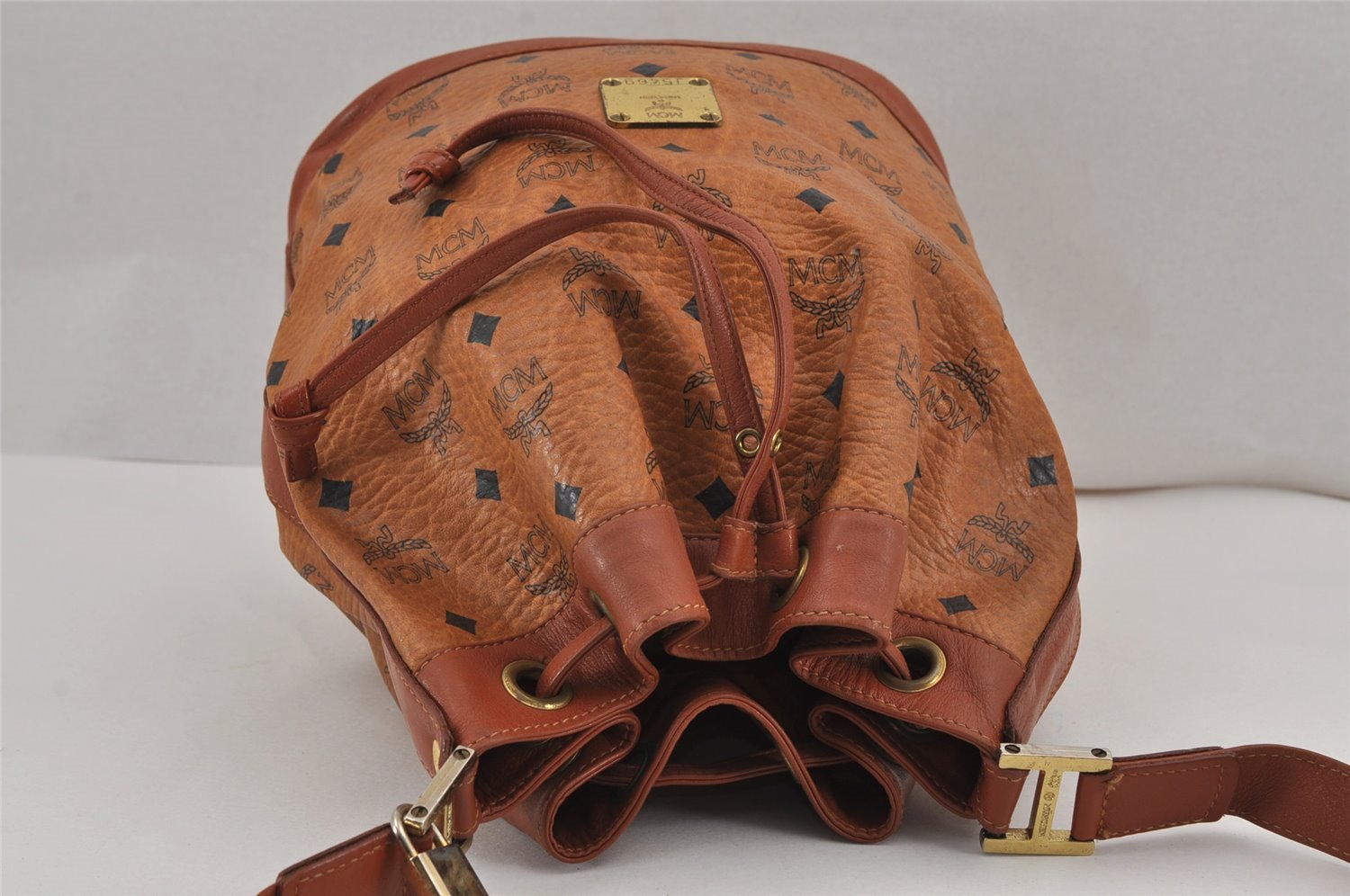 Authentic MCM Visetos Leather Vintage Shoulder Drawstring Bag Purse Brown 9299J