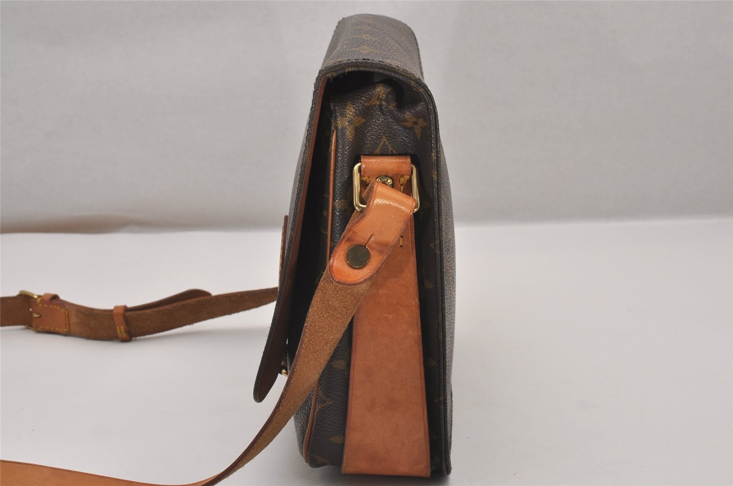 Authentic Louis Vuitton Monogram Cartouchiere GM M51252 Shoulder Cross Bag 9300I