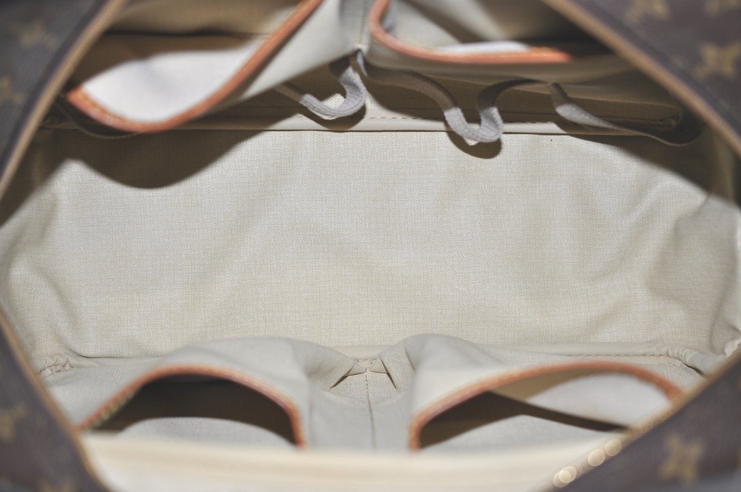 Authentic Louis Vuitton Monogram Deauville Hand Bag M47270 LV 9306I