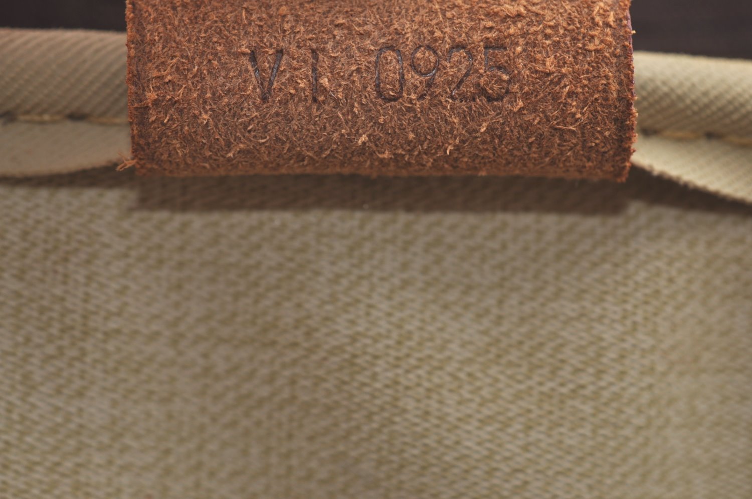 Authentic Louis Vuitton Monogram Deauville Hand Bag M47270 LV 9306I