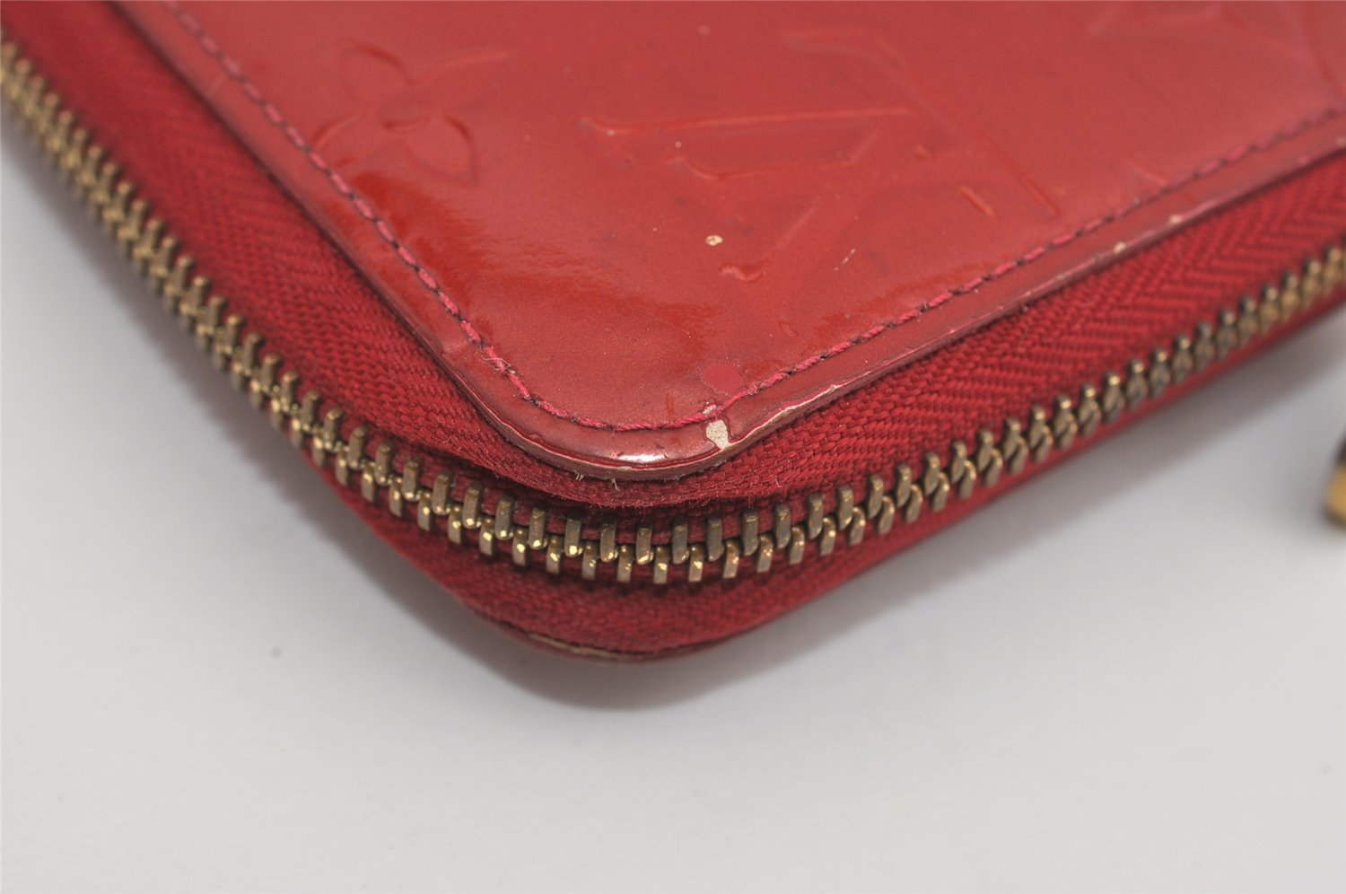 Authentic Louis Vuitton Vernis Zippy Wallet Long Purse Red M91981 LV 9307I