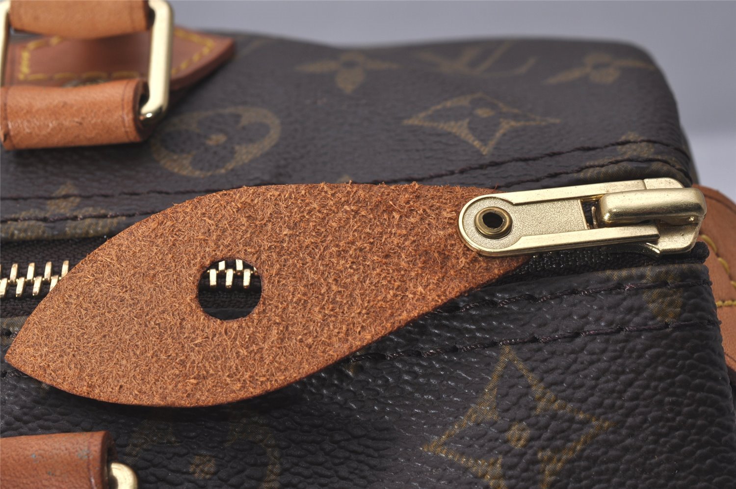 Authentic Louis Vuitton Monogram Speedy 30 Hand Boston Bag M41526 LV 9310I