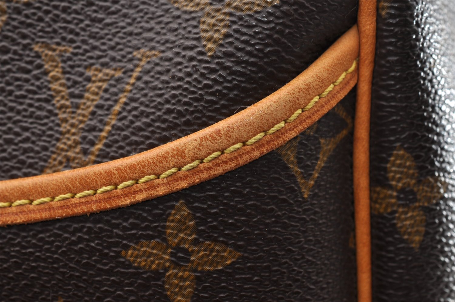 Authentic Louis Vuitton Monogram Deauville Hand Bag M47270 LV 9311I