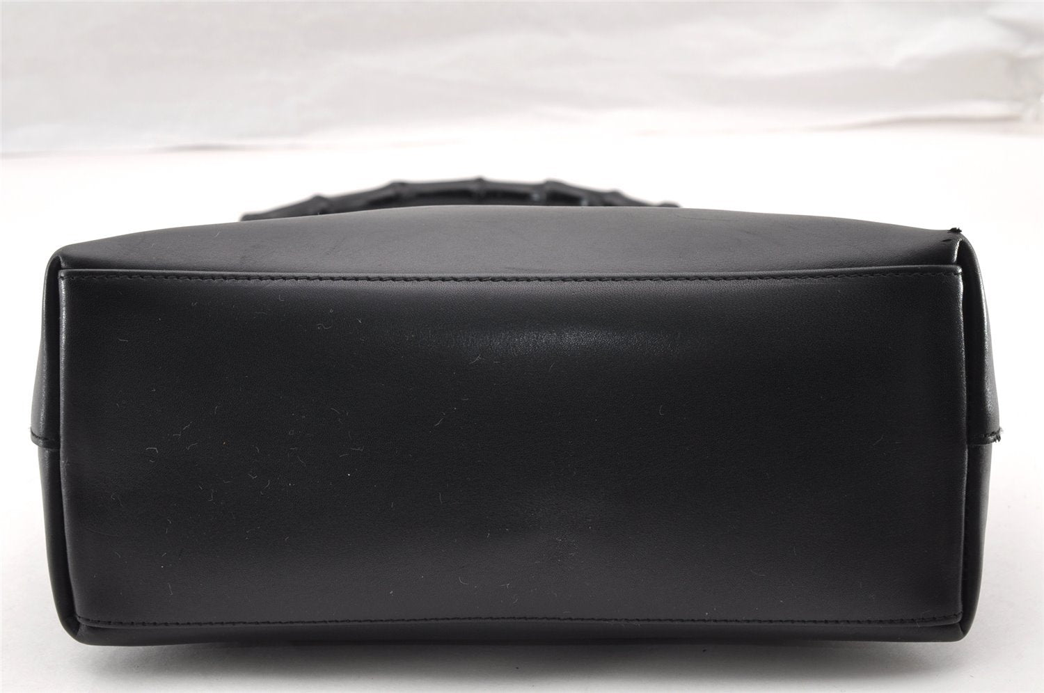 Authentic GUCCI Vintage Bamboo Shoulder Bag Purse Leather Black 9316I