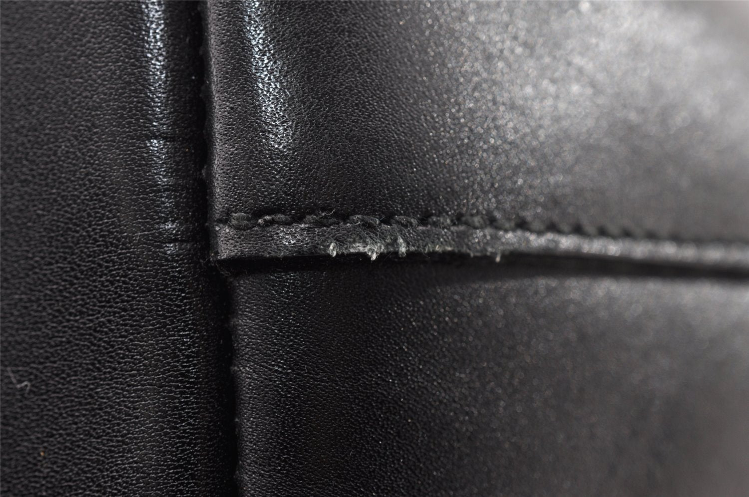 Authentic GUCCI Vintage Bamboo Shoulder Bag Purse Leather Black 9316I