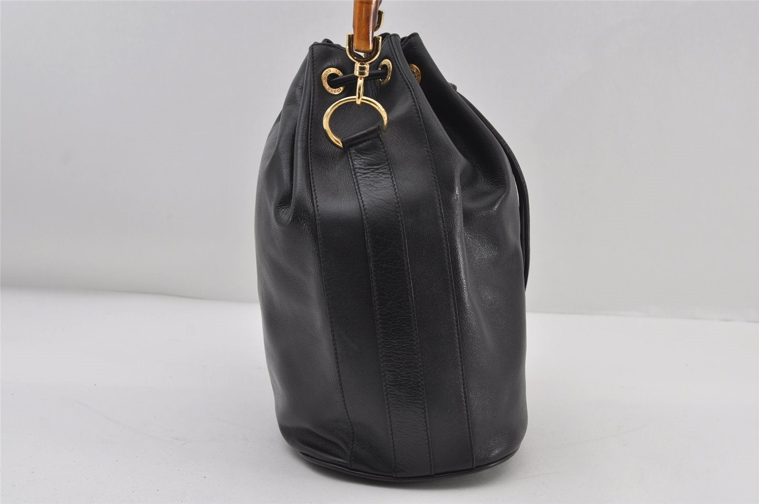 Authentic GUCCI Bamboo 2Way Shoulder Drawstring Bag Leather Black Junk 9319I