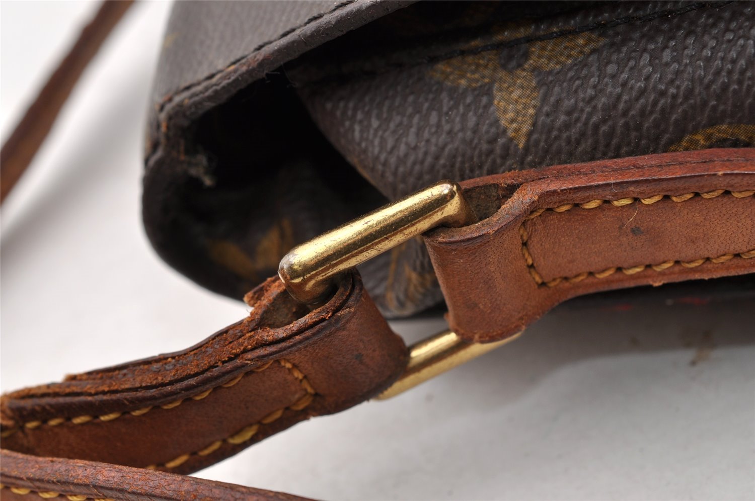 Authentic Louis Vuitton Monogram Saint Cloud MM M51243 Shoulder Cross Bag 9320I