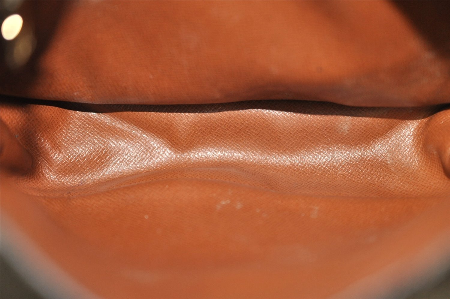 Authentic Louis Vuitton Monogram Saint Cloud MM M51243 Shoulder Cross Bag 9320I