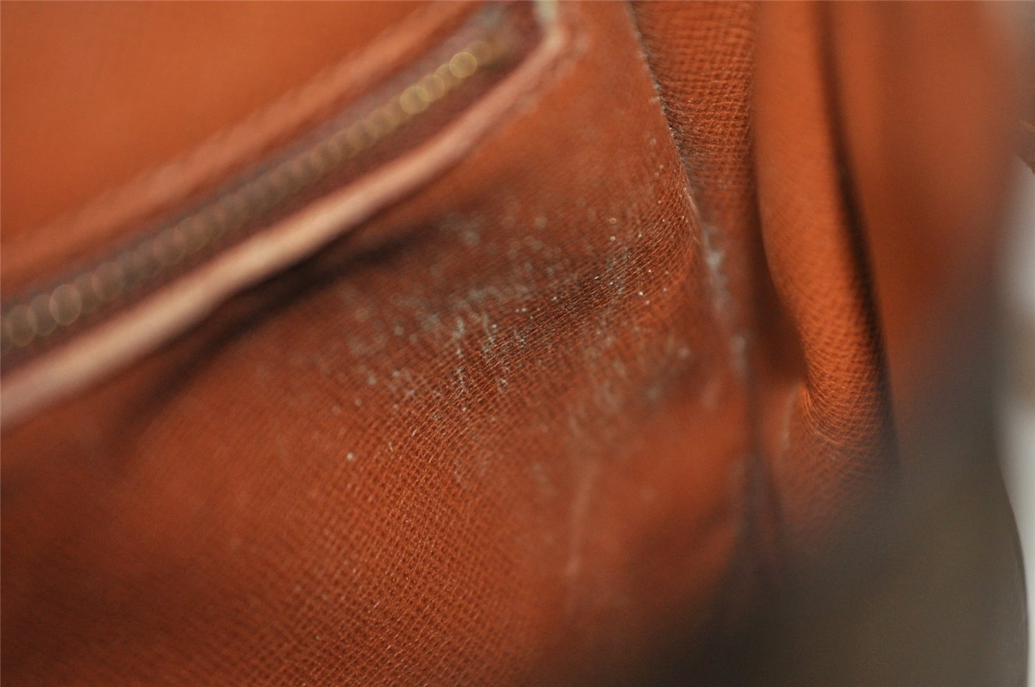 Authentic Louis Vuitton Monogram Saint Cloud MM M51243 Shoulder Cross Bag 9320I