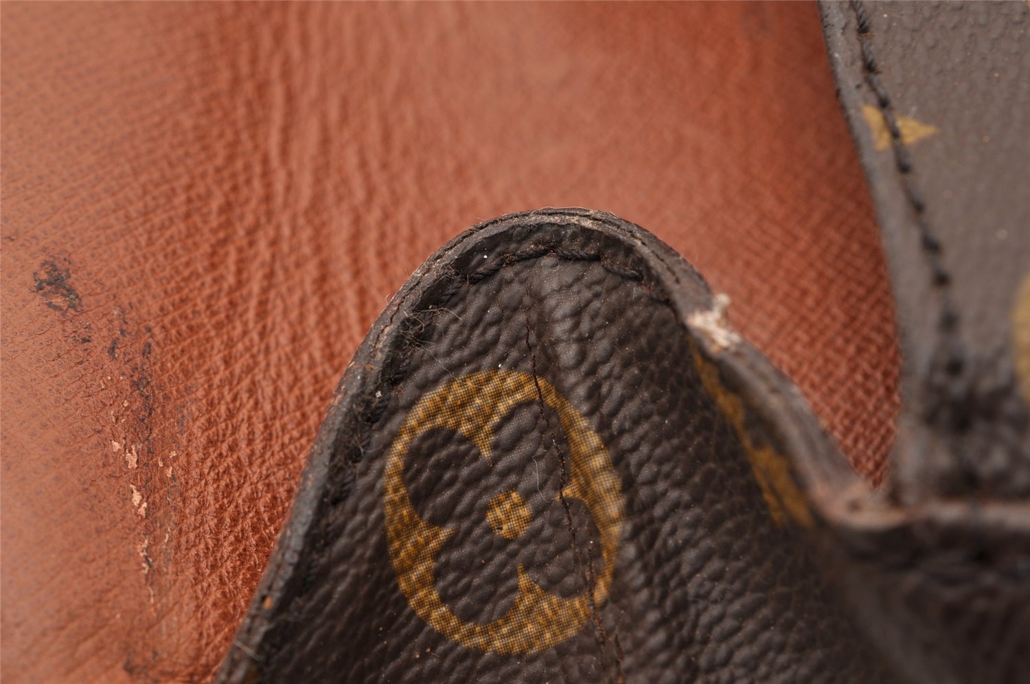 Authentic Louis Vuitton Monogram Saint Cloud MM M51243 Shoulder Cross Bag 9320I