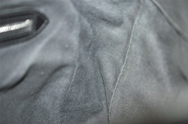 Auth Louis Vuitton Taiga Victor Shoulder Cross Body Bag Green M30142 LV 9320J