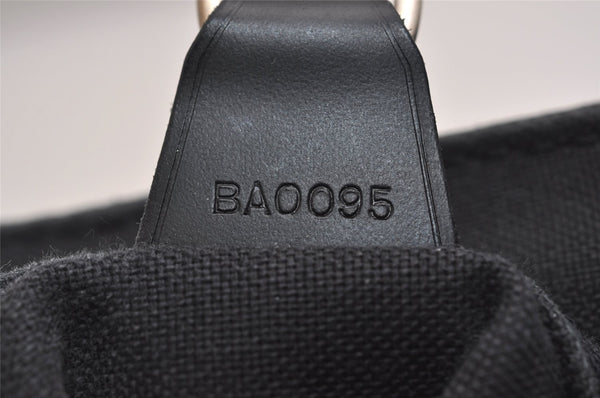 Auth Louis Vuitton Taiga Victor Shoulder Cross Body Bag Green M30142 LV 9320J