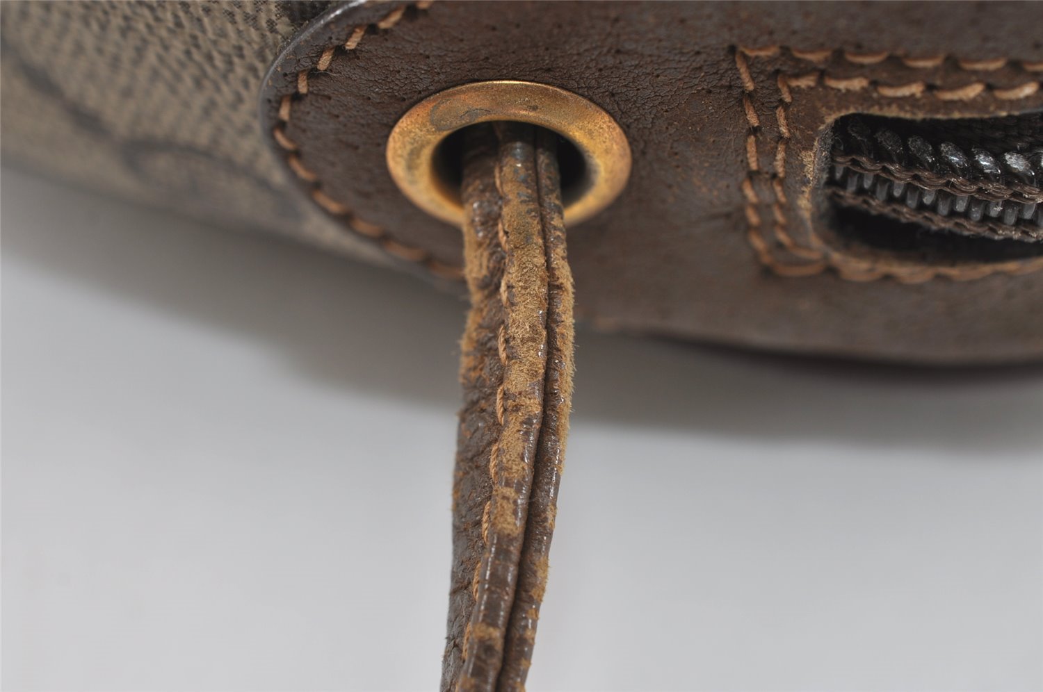 Authentic GUCCI Web Sherry Line Shoulder Bag GG PVC Leather Brown Junk 9322I