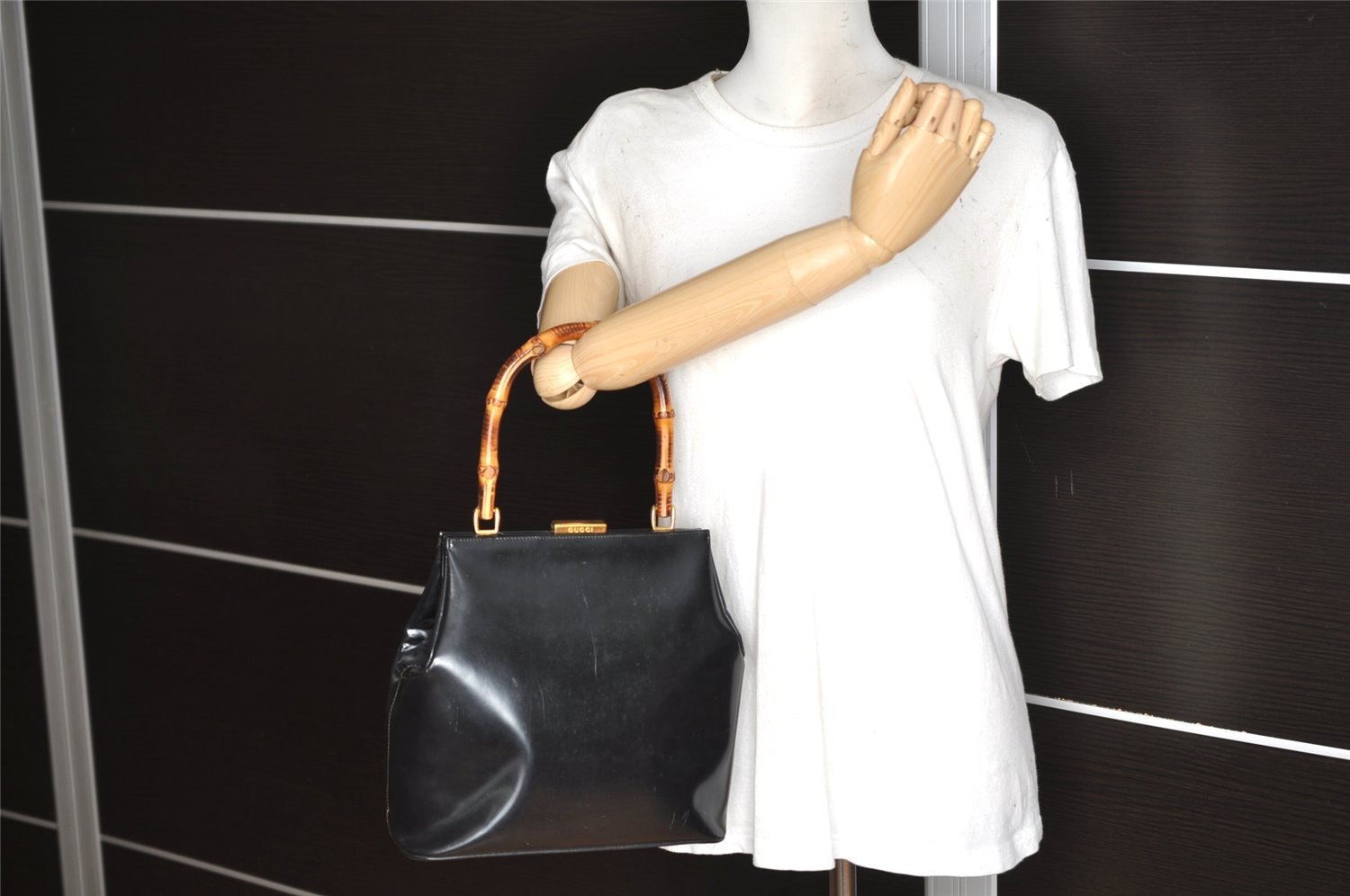 Authentic GUCCI Vintage Bamboo Shoulder Bag Purse Leather Black Junk 9325I