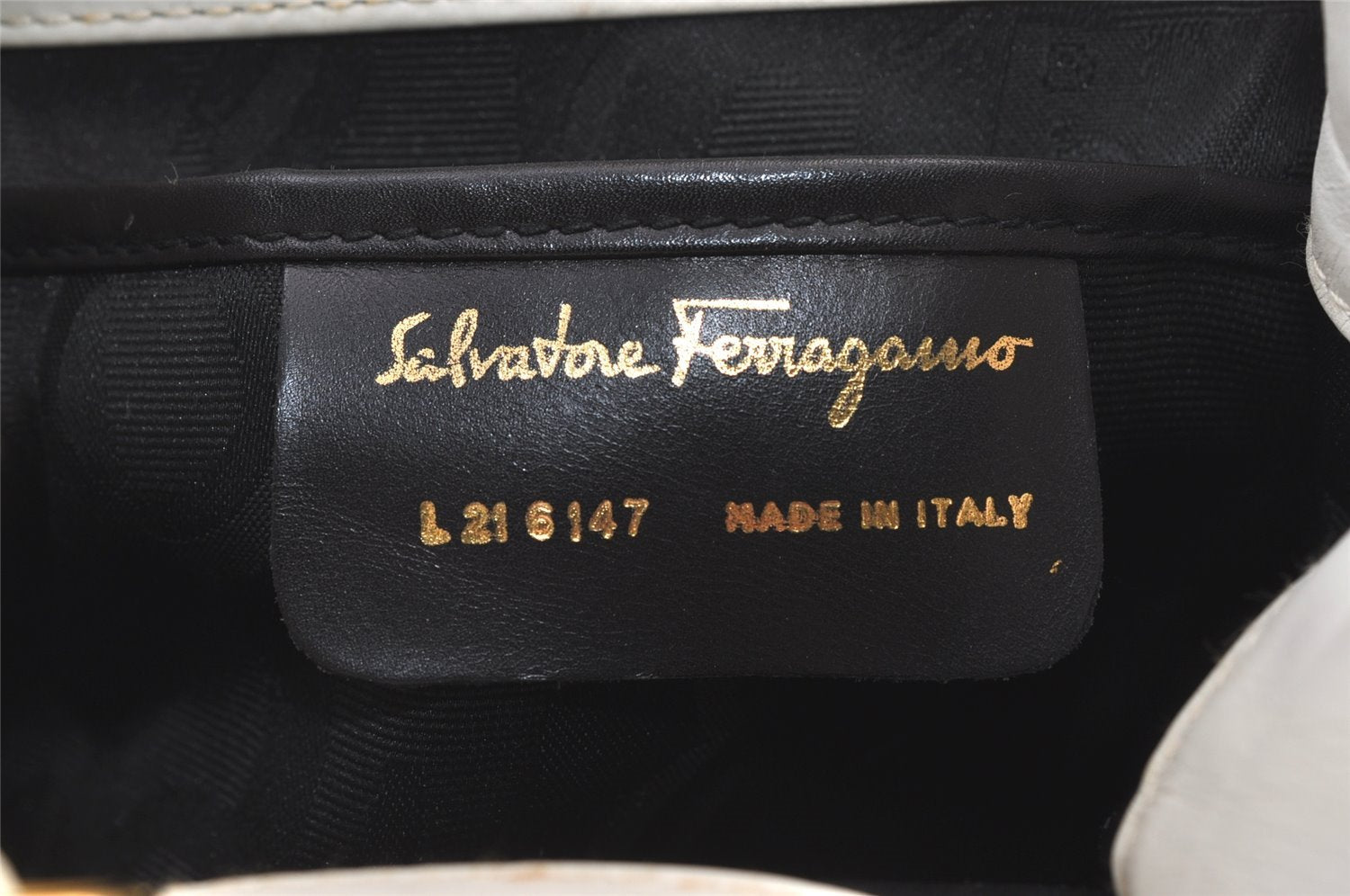 Authentic Salvatore Ferragamo Vintage Gancini Backpack Purse Leather White 9327J