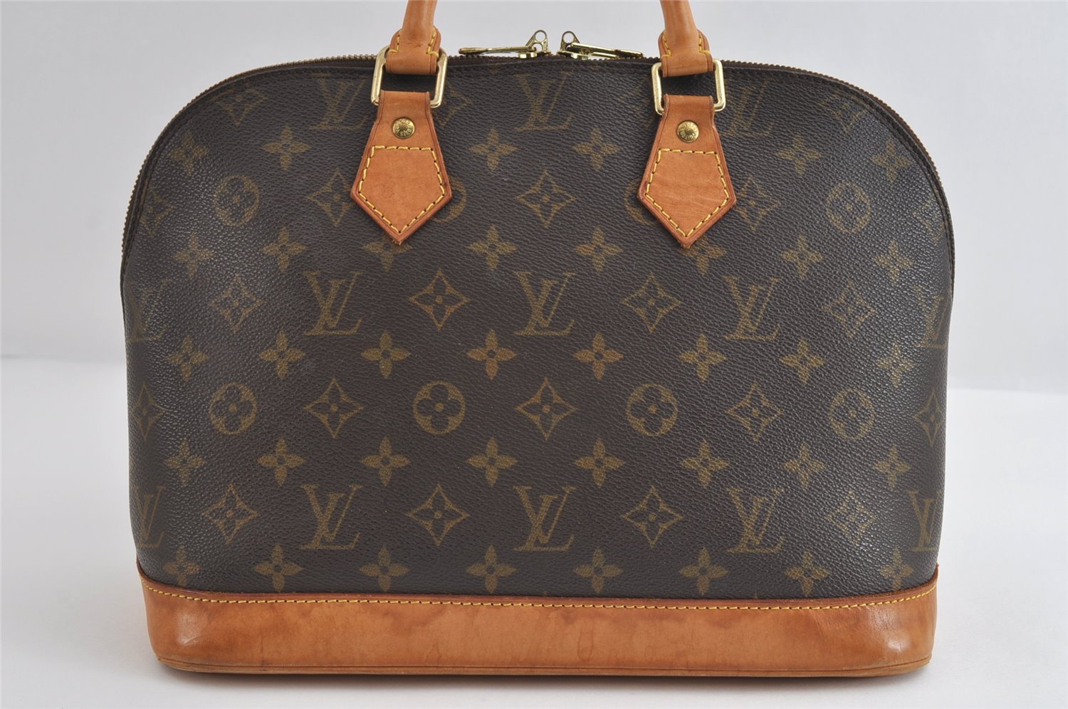 Authentic Louis Vuitton Monogram Alma Hand Bag Purse M51130 LV 9328I