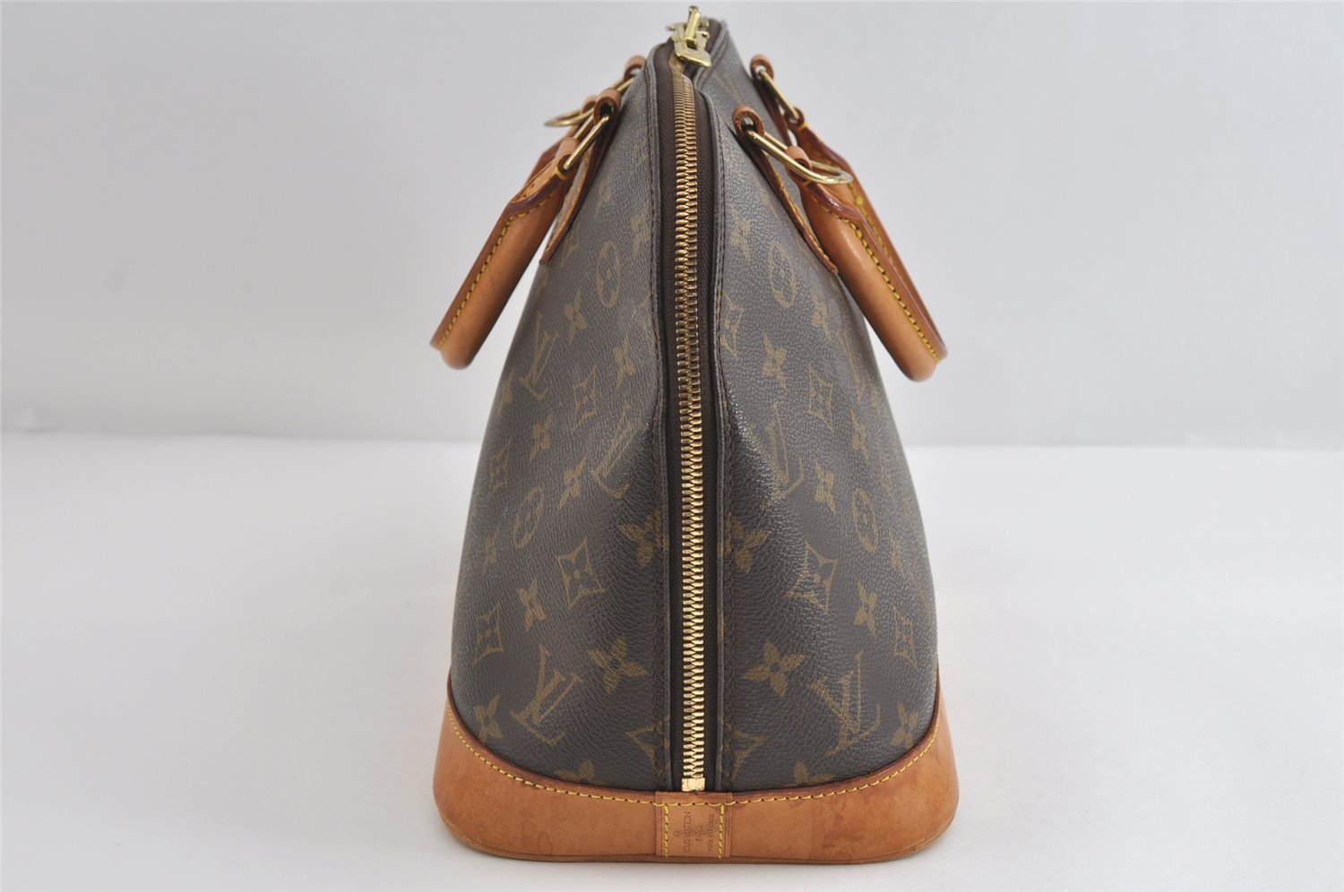 Authentic Louis Vuitton Monogram Alma Hand Bag Purse M51130 LV 9328I