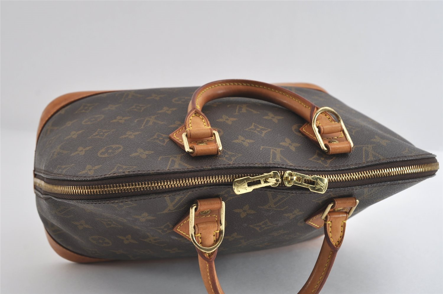 Authentic Louis Vuitton Monogram Alma Hand Bag Purse M51130 LV 9328I