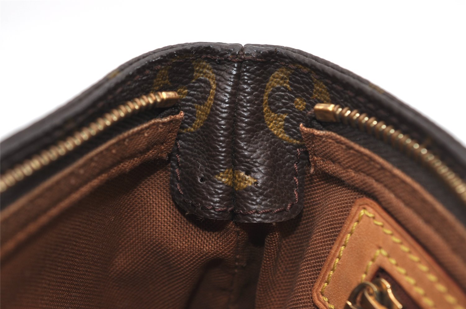 Authentic Louis Vuitton Monogram Trotteur Shoulder Cross Bag M51240 Junk 9336I