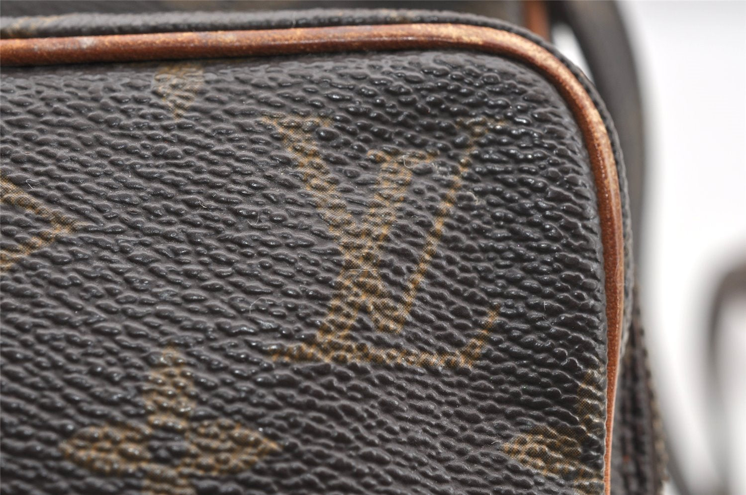 Authentic Louis Vuitton Monogram Mini Amazone Shoulder Cross Bag M45238 LV 9337I