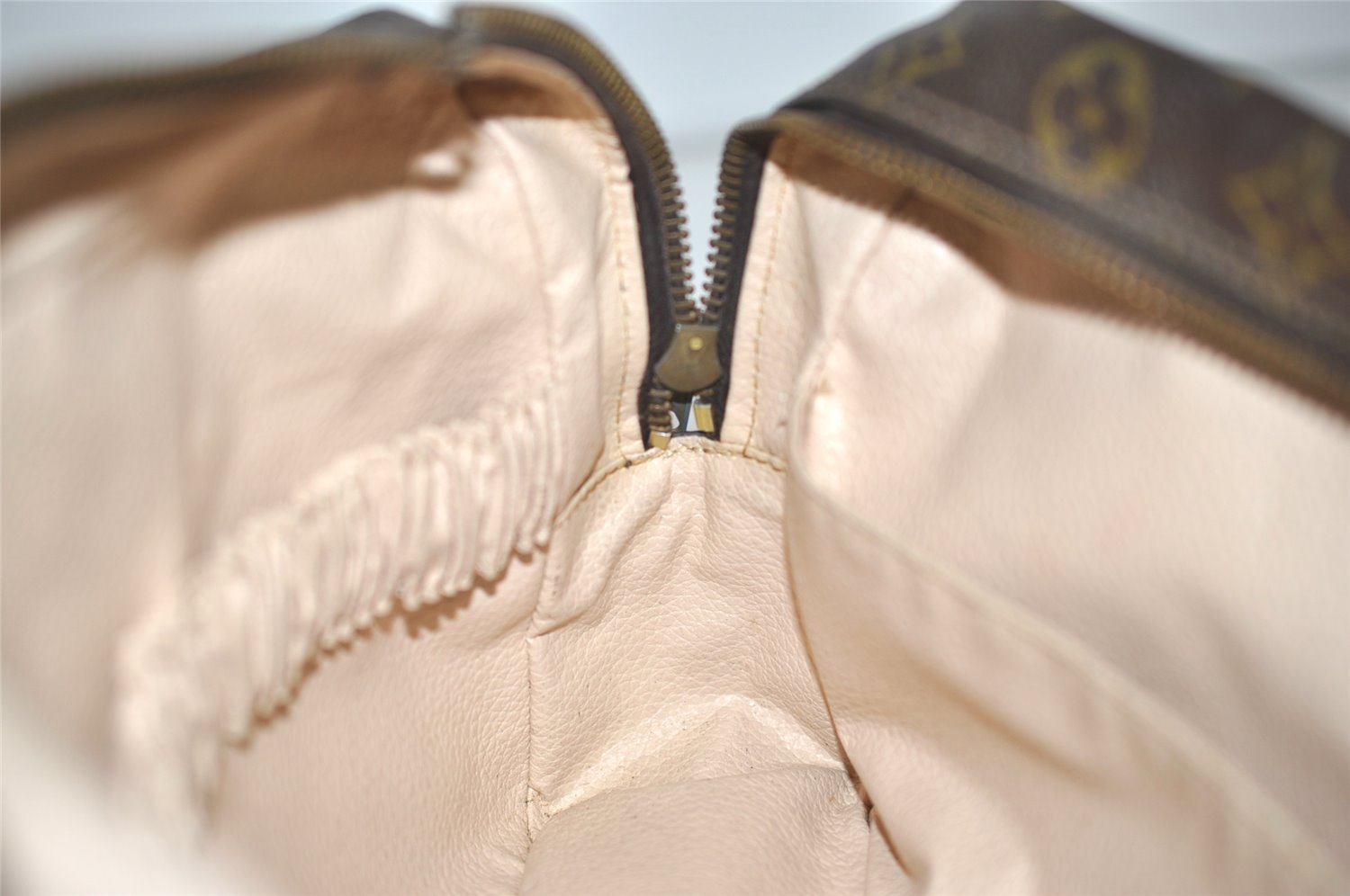 Auth Louis Vuitton Monogram Trousse Toilette 28 Clutch Bag Old Model Junk 9339J