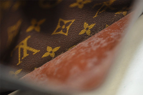 Authentic Louis Vuitton Monogram Saint Cloud MM M51243 Shoulder Cross Bag 9351I