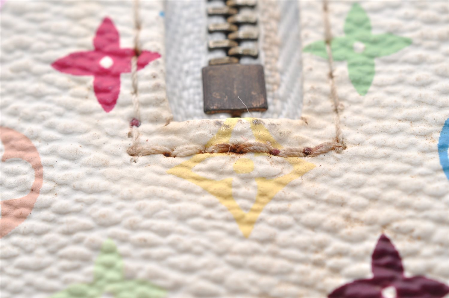 Auth Louis Vuitton Monogram Multicolor Trousse Wapiti Pouch M58033 White 9355I